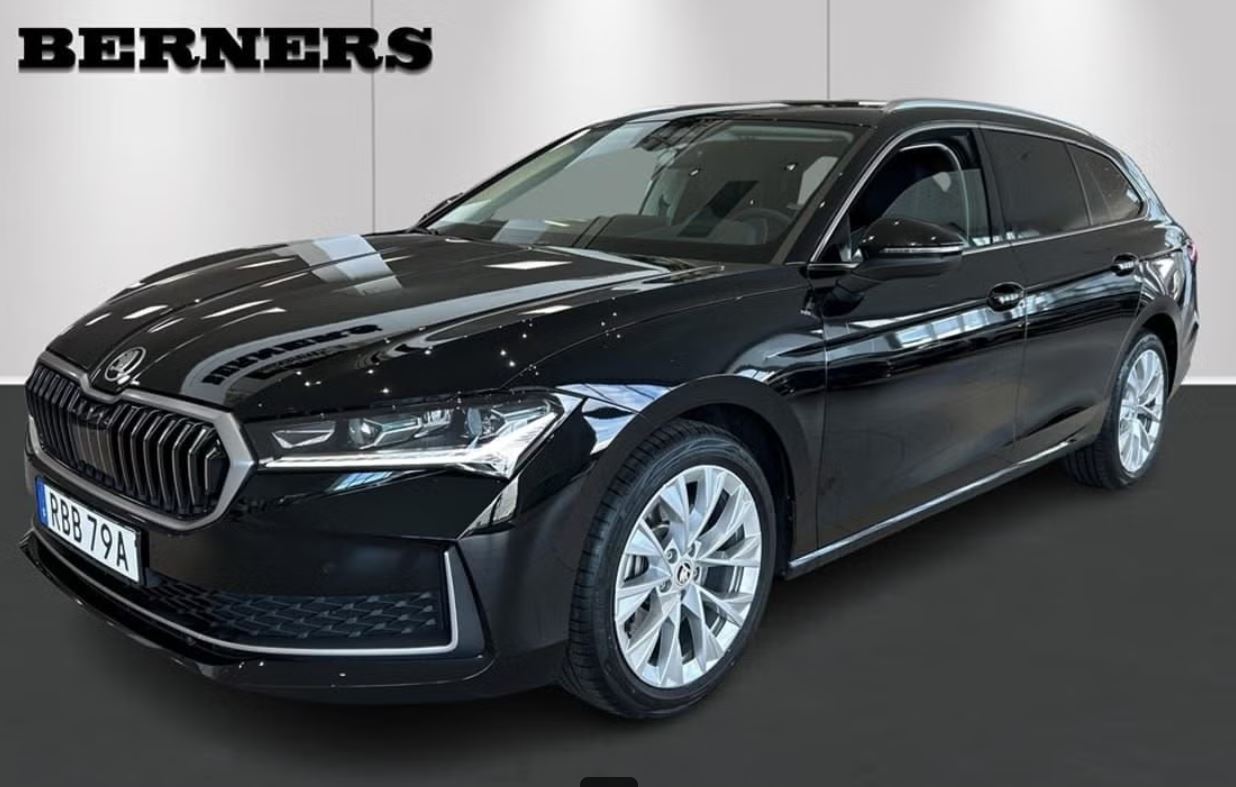 ŠKODA SUPERB Kombi Selection TDI 4X4 142kW