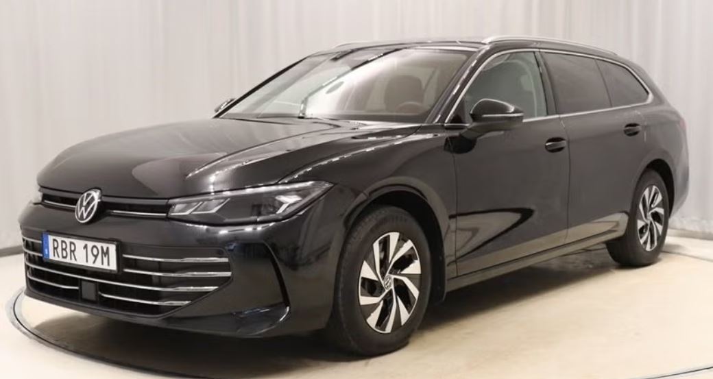 VOLKSWAGEN PASSAT Business 1.5 TSI 110kW Aut tažné neztop
